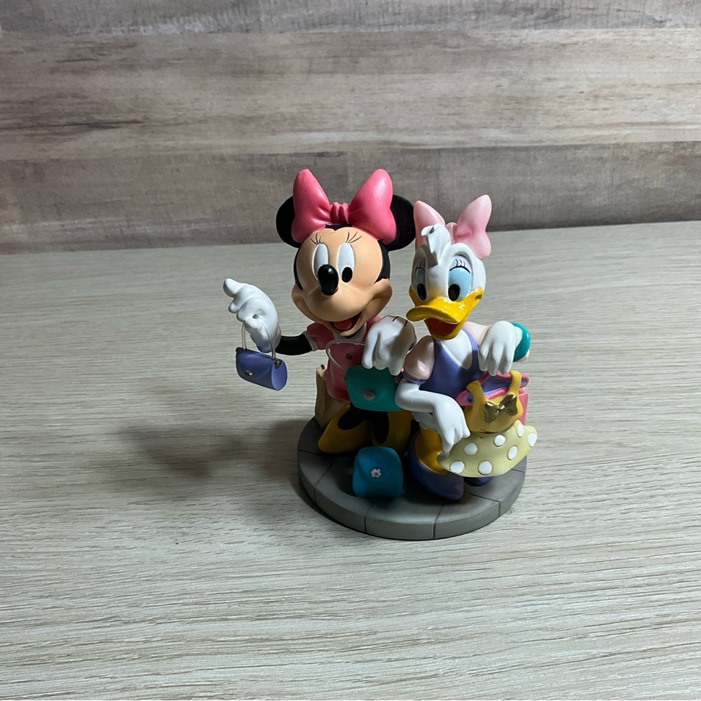 Minnie Mouse and Daisy Duck Shopping Bobblehead